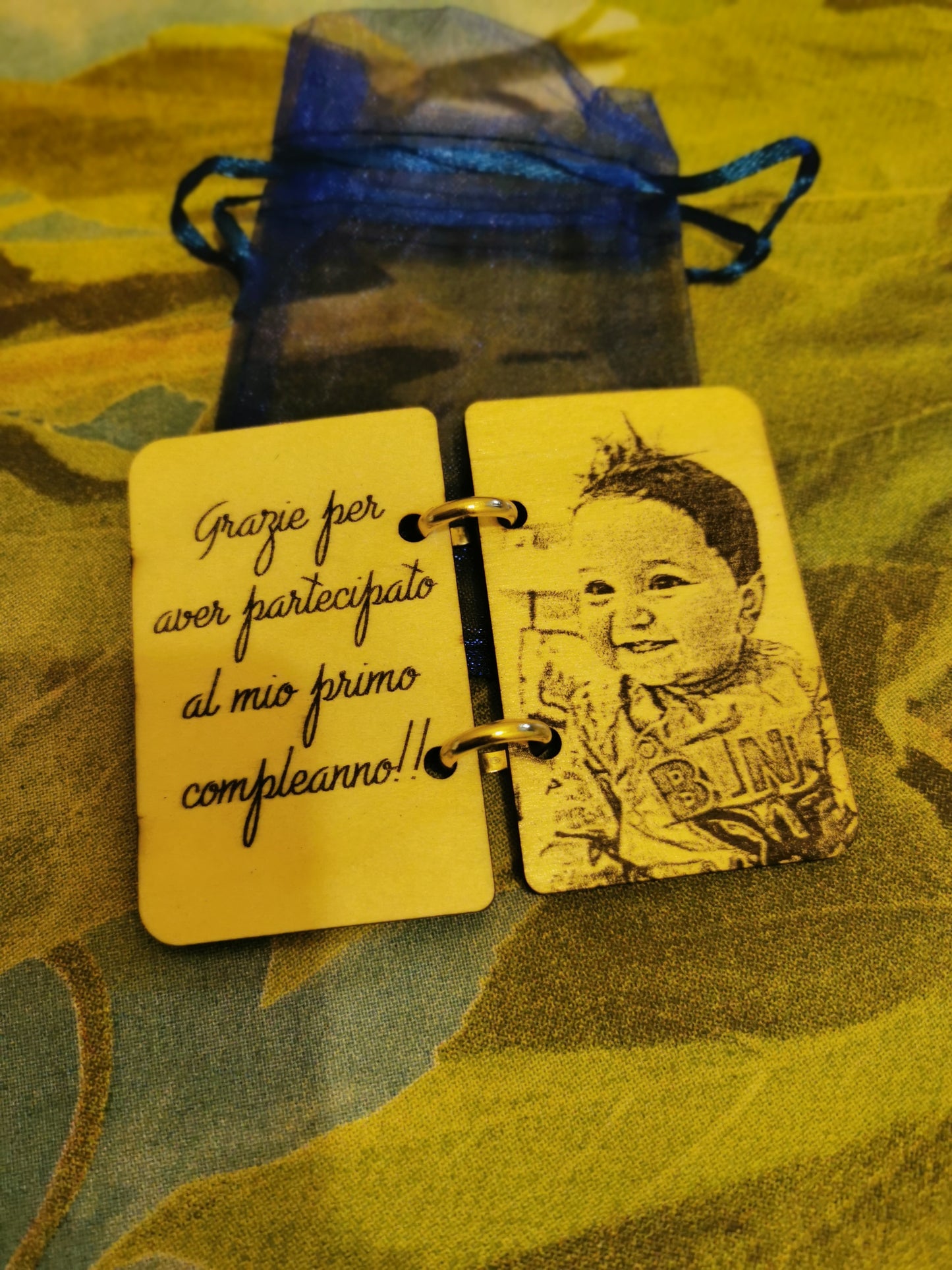 Bomboniera libro personalizzata
